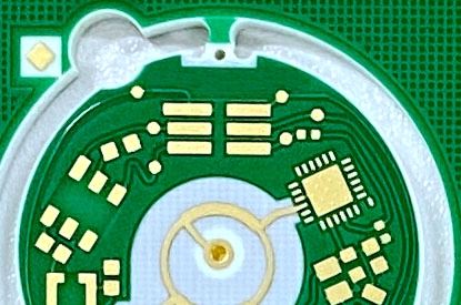 Troslojno industrijsko krmilno visokofrekvenčno PCB
